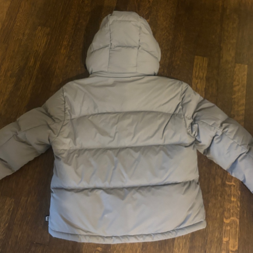 Aritzia Super Puffer Shorty Jacket - Picture 3 of 5